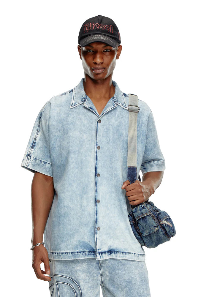 Denim bowling shirt with Oval D